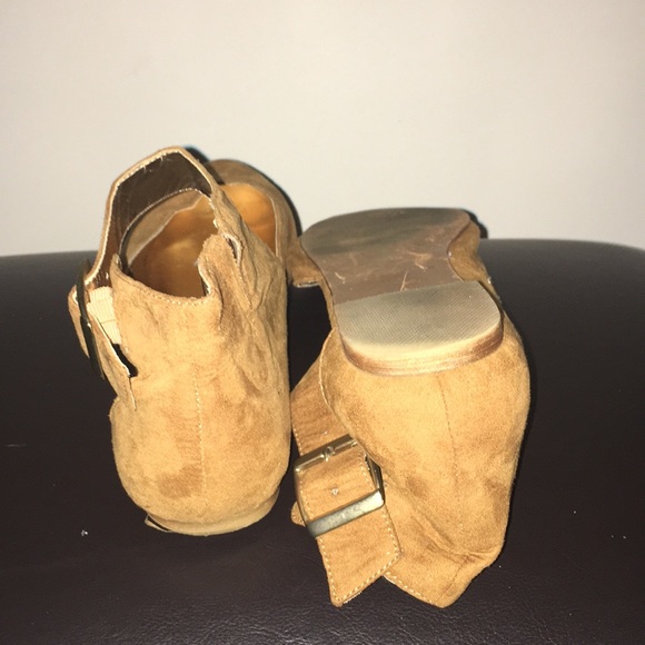 Go max Shoes - Picture 3 of 3